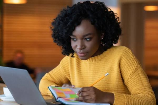 Horizontal Card image