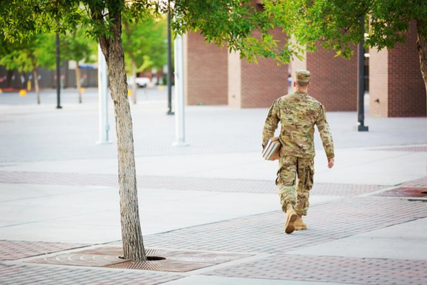 Horizontal Card image